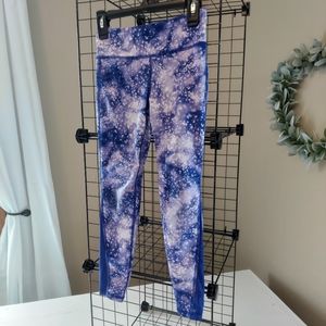 Girls (6/7) Old Navy Active leggings - purple